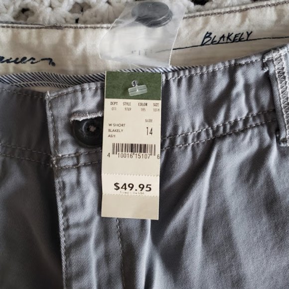 Eddie Bauer Women's shorts - Picture 2 of 3
